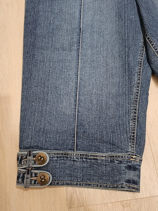 MXM Cropped Denim Capri Jeans Size 14 Blue Button Detail Y2K Style Festival - Picture 6 of 11